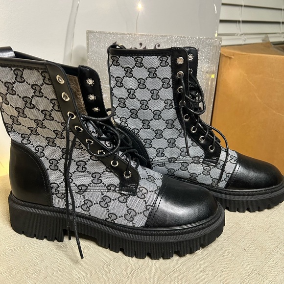 Designer Inspired Women's Combat Boots - Picture 3 of 5